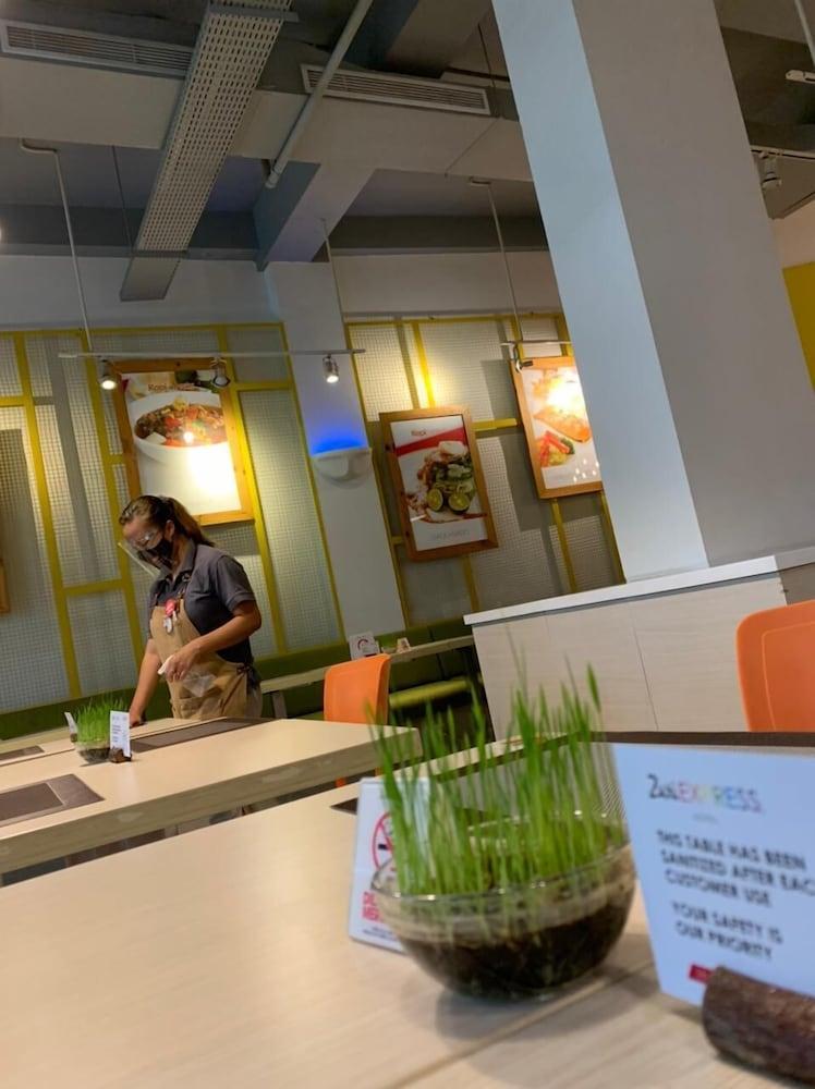 Zuri Express Mangga Dua Ξενοδοχείο Τζακάρτα Εξωτερικό φωτογραφία